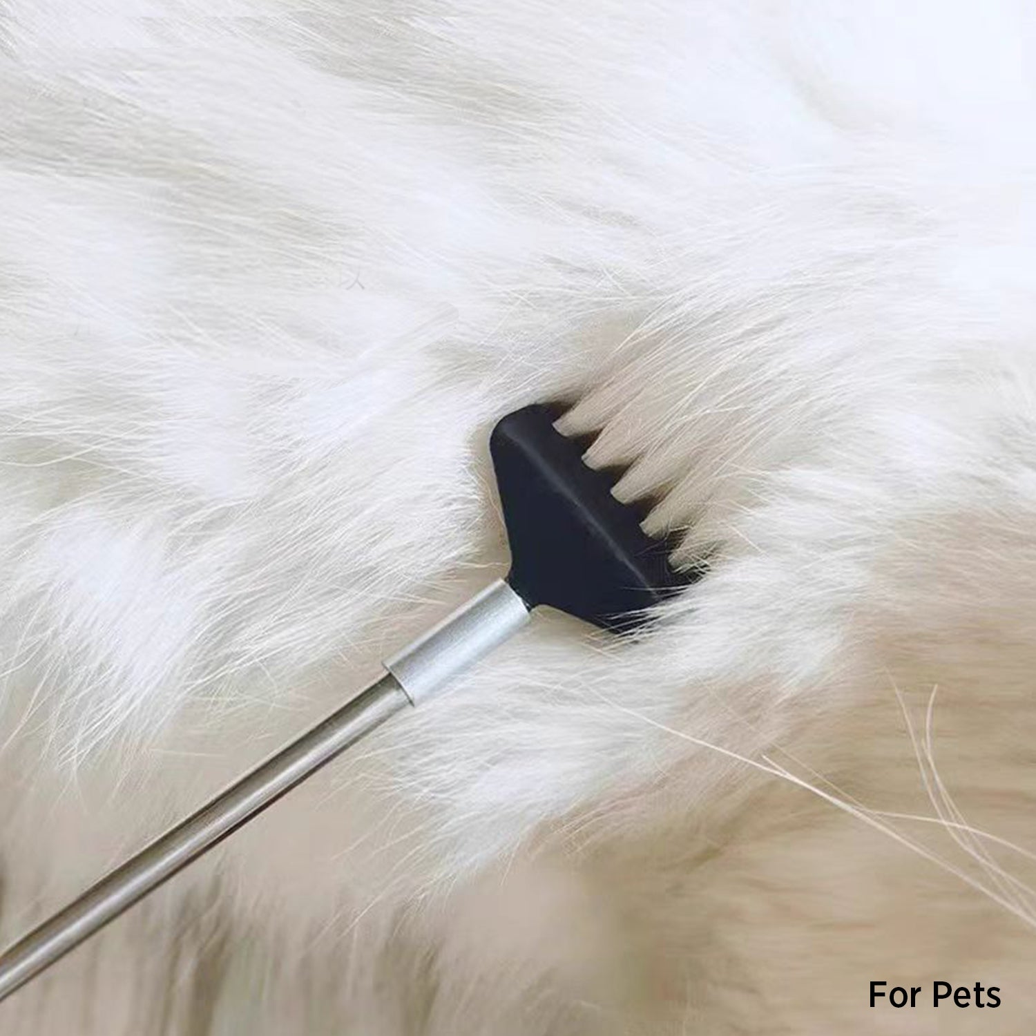 Gentle Grooming Back Scratcher for Cats (Random Color)